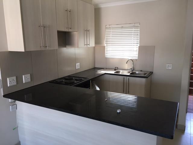 2 Bedroom Property for Sale in Parklands East Western Cape